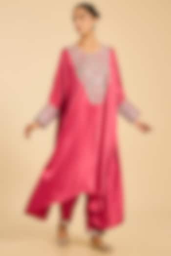 Red Striped Tissue Hand Embroidered Kaftan Set by Simar Dugal at Pernia's Pop Up Shop