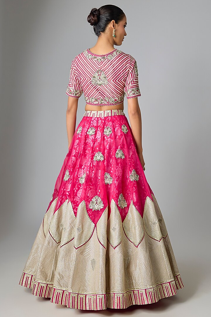 Rani Pink Banarasi & Organza Embroidered Bridal Lehenga Set by Simar Dugal at Pernia's Pop Up Shop