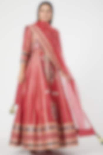 Reddish Pink Front-Open Kalidar Wedding Anarkali Set by Simar Dugal at Pernia's Pop Up Shop