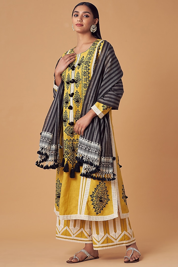 Yellow Embroidered A-Line Kurta Set by Simar Dugal