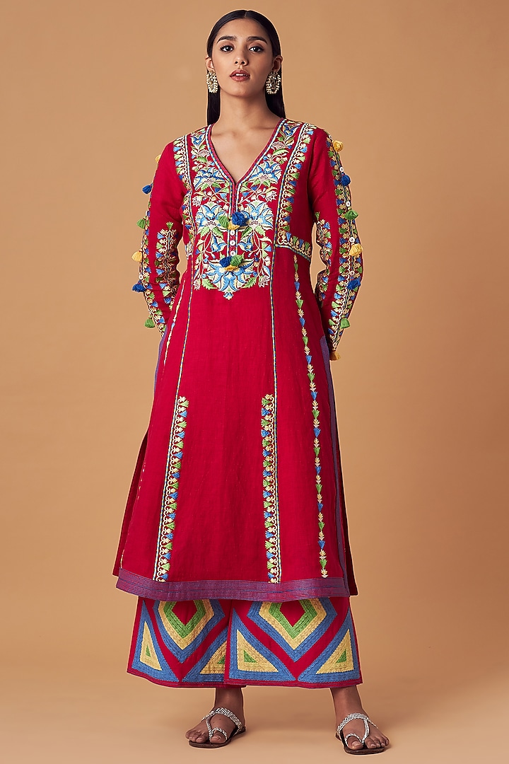Reddish Pink A-Line Kurta Set With Embroidery by Simar Dugal