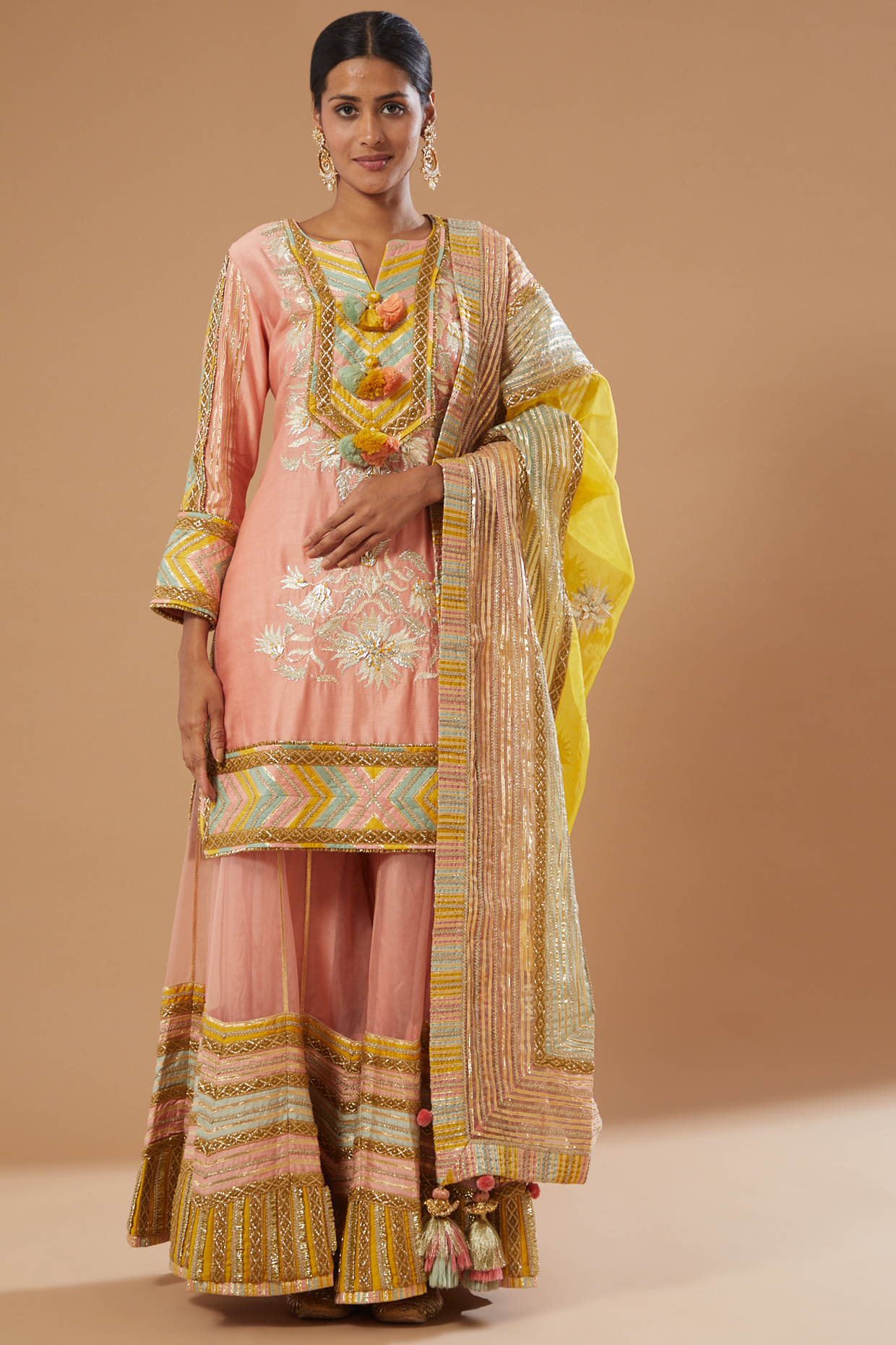 Pink Chanderi Embellished Kurta Set by Simar Dugal at Pernia's Pop Up Shop