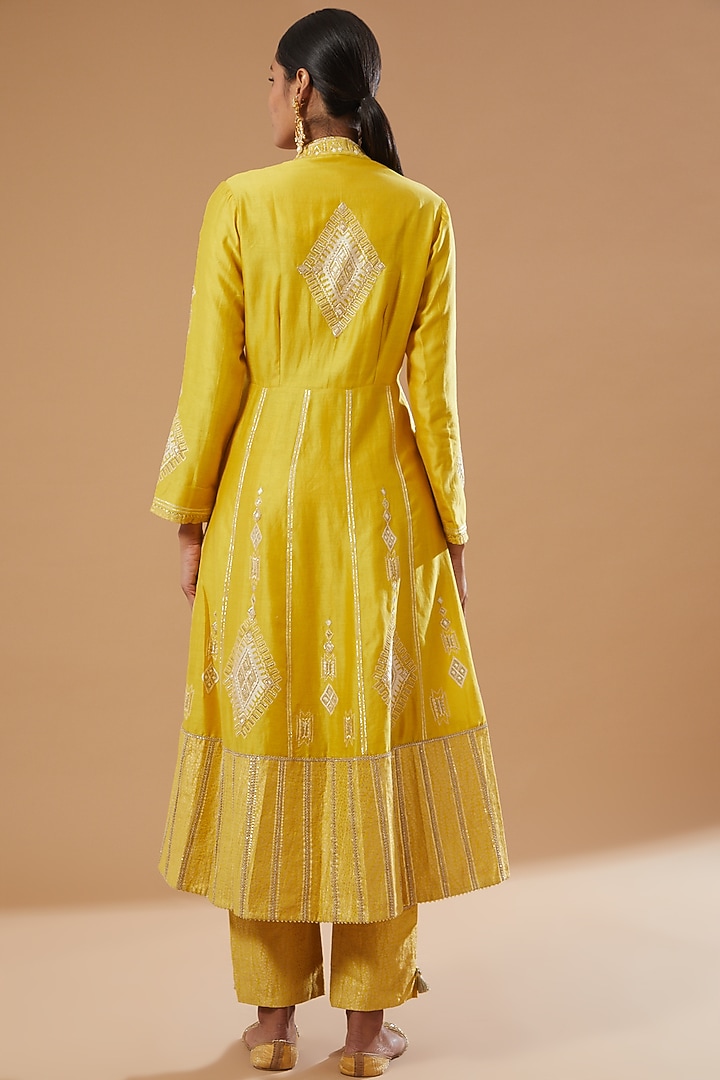 Yellow Embroidered Wedding Anarkali Set by Simar Dugal at Pernia's Pop Up Shop