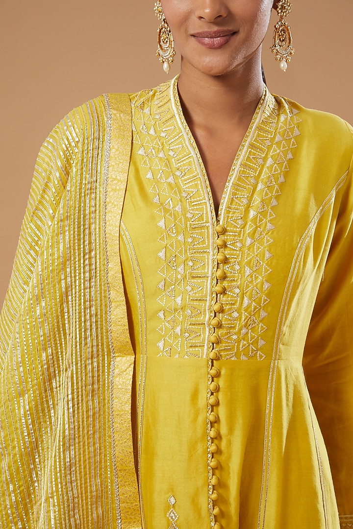 Yellow Embroidered Wedding Anarkali Set by Simar Dugal at Pernia's Pop Up Shop