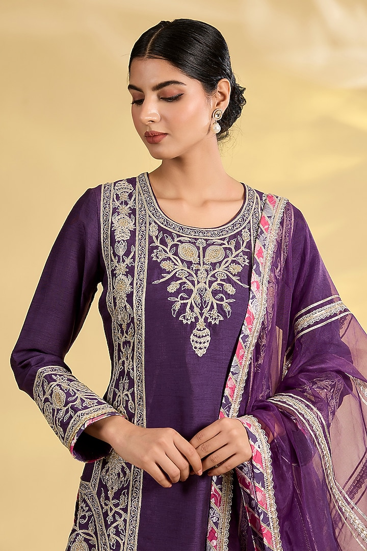 Purple Tussar Silk Gota Embroidered Kurta Set by Simar Dugal at Pernia's Pop Up Shop