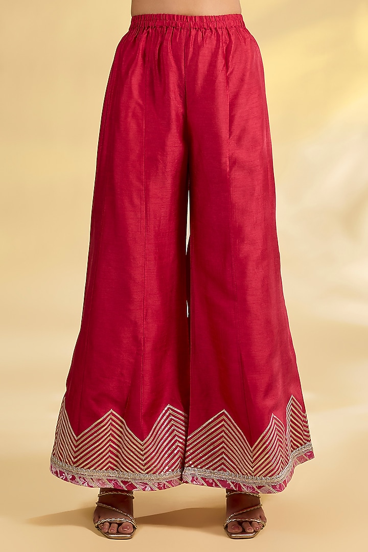 Red Tussar Silk Gota Embroidered Kurta Set by Simar Dugal at Pernia's Pop Up Shop