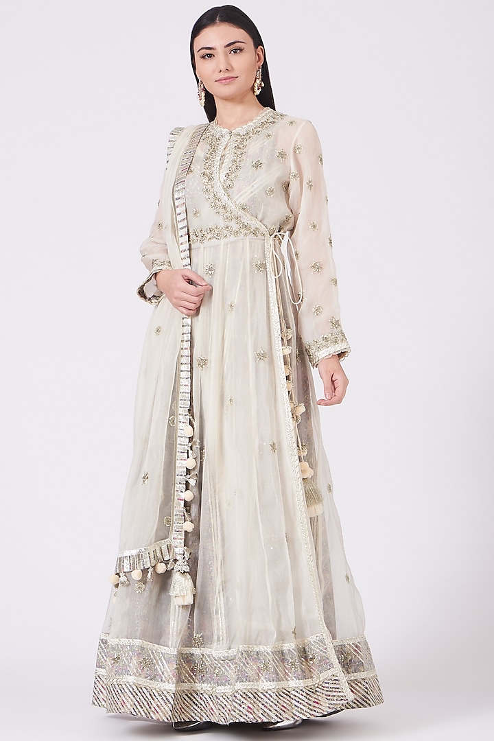 White Chanderi Embroidered Anarkali Set by Simar Dugal