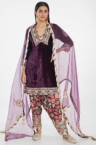 Purple Velvet Hand Embroidered Kurta Set by Simar Dugal