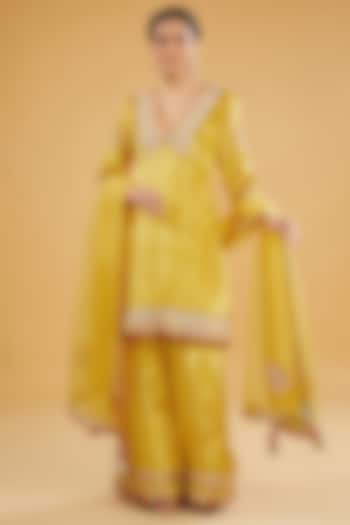 Yellow Velvet Hand Embroidered Palazzo Pant Set by Simar Dugal