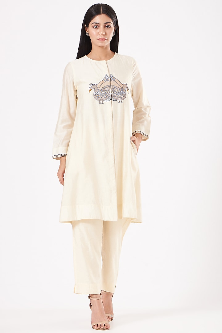 Off-White Cotton Chanderi Kurta by Sini Madhubani at Pernia's Pop Up Shop