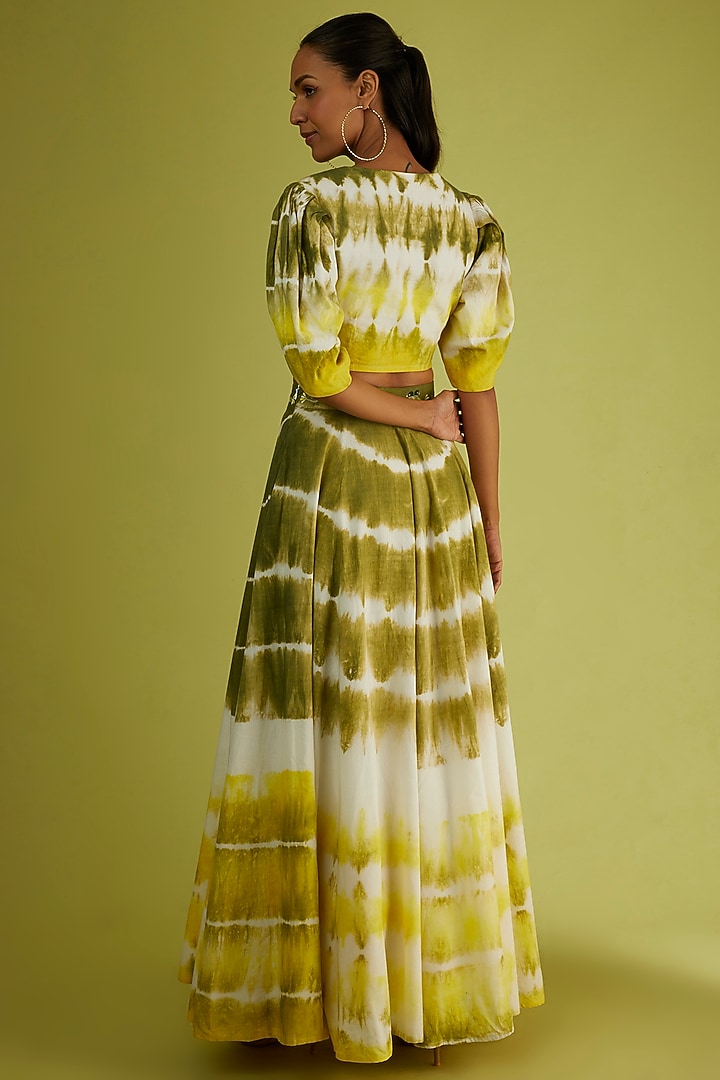Henna Green Tie-Dyed Skirt Set by Sini Madhubani at Pernia's Pop Up Shop
