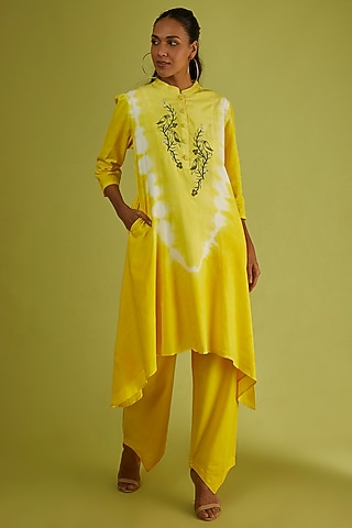 Turmeric Yellow Embroidered Kurta Set by Sini Madhubani