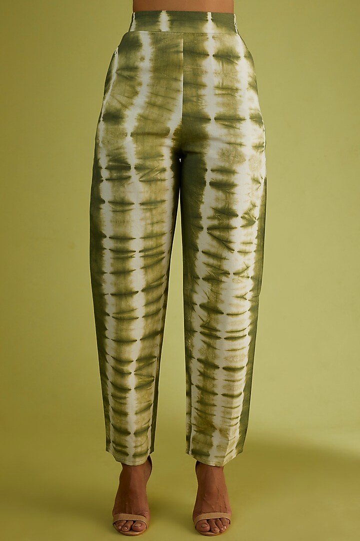 Henna Green Tie-Dyed Co-Ord Set by Sini Madhubani at Pernia's Pop Up Shop