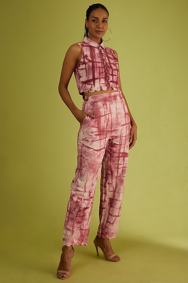 Maroon Tie-Dyed Co-Ord Set by Sini Madhubani