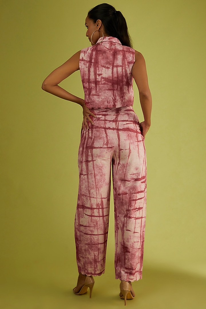 Maroon Tie-Dyed Co-Ord Set by Sini Madhubani at Pernia's Pop Up Shop