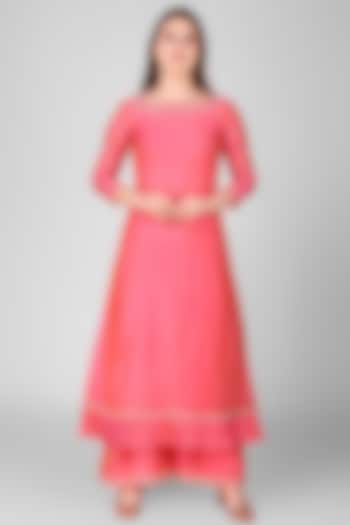 Fuchsia Chanderi Kurta Set by Simply Kitsch at Pernia's Pop Up Shop