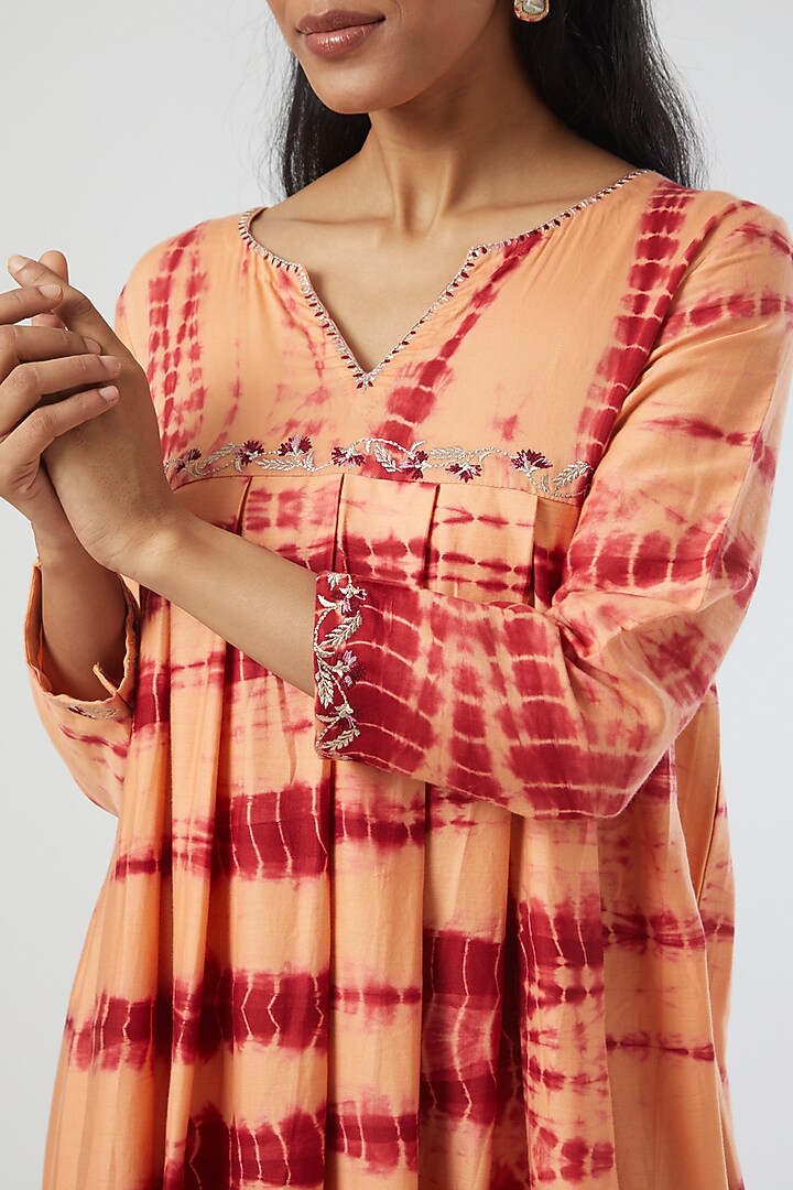 Orange Tie-Dyed Kurta Set by Simply Kitsch at Pernia's Pop Up Shop