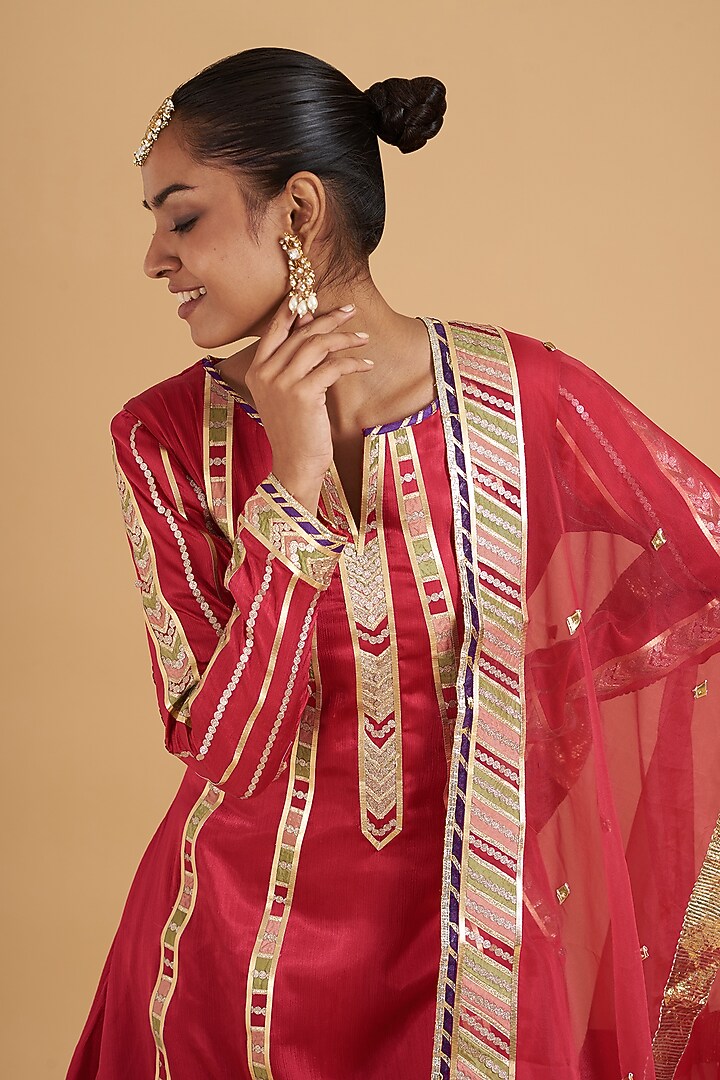 Crimson Red Crushed Silk Embroidered Wedding Anarkali Set by Sidhaarth and Disha at Pernia's Pop Up Shop