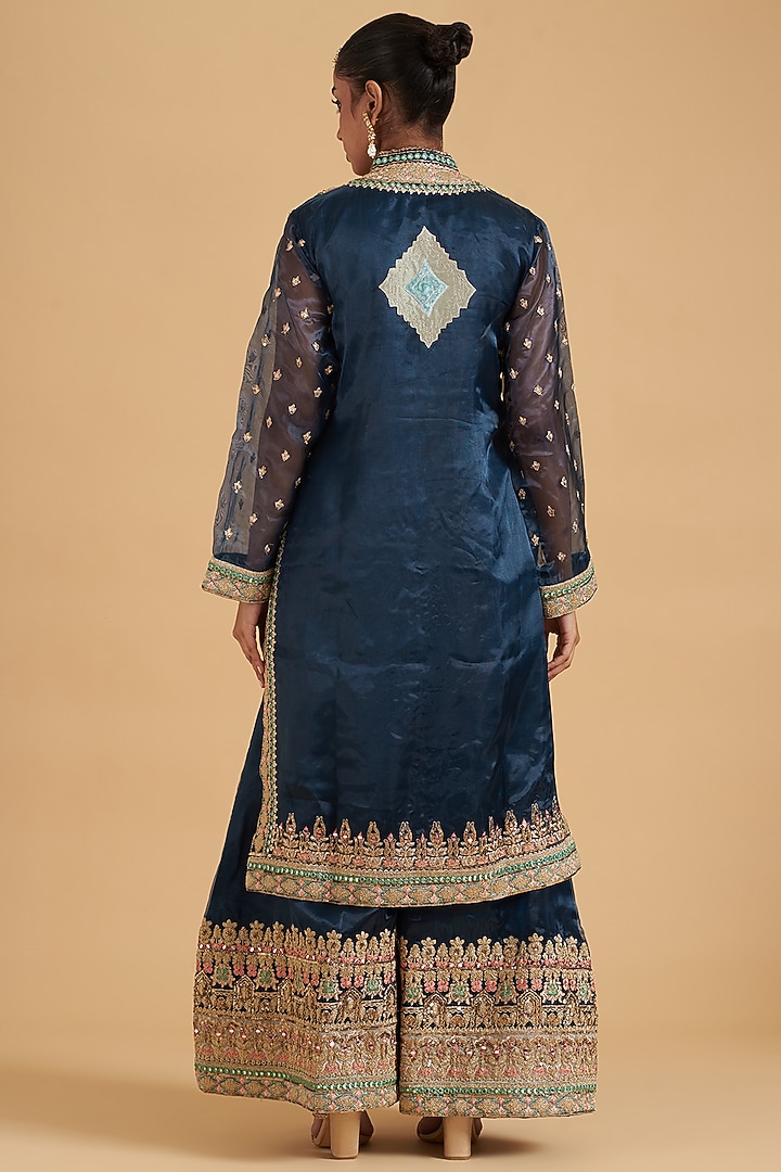 Midnight Blue Zari Embroidered Kurta Set by Sidhaarth and Disha at Pernia's Pop Up Shop