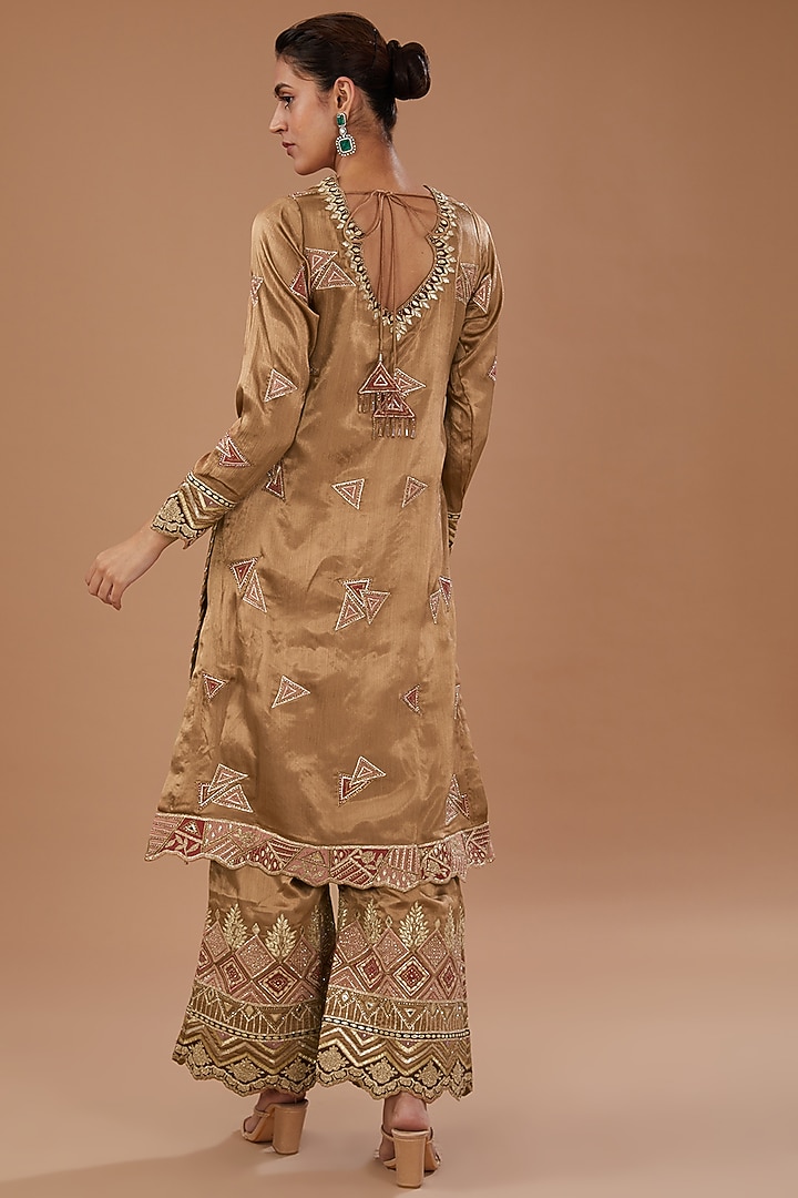 Beige Crush Silk Gota Embroidered Kurta Set by Sidhaarth and Disha at Pernia's Pop Up Shop