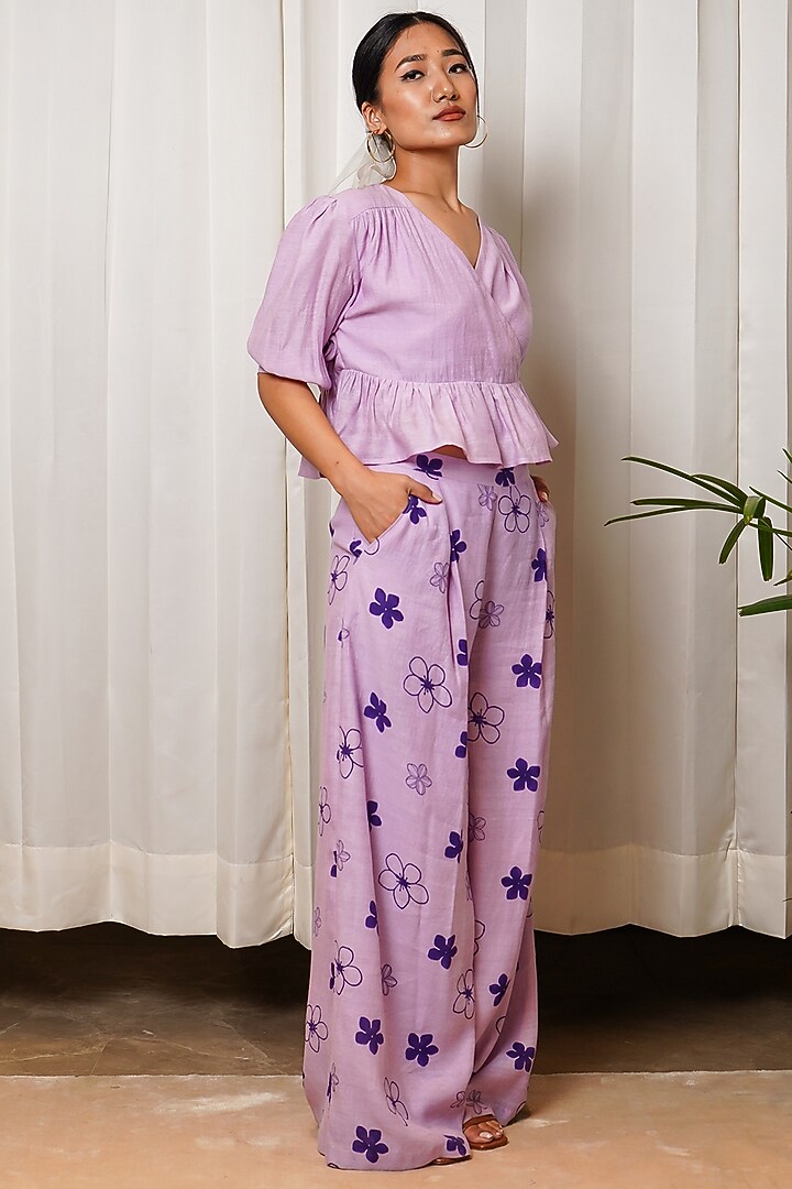 Lilac Printed Pants by Shiori