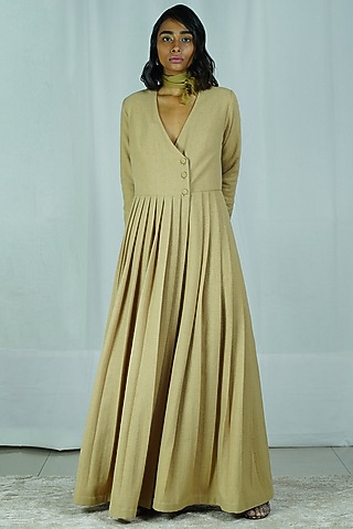 Green Embroidered Coat Dress by Shiori