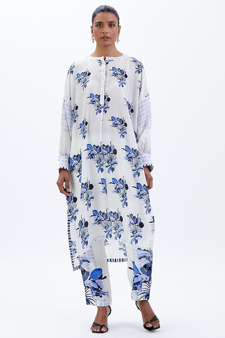 White & Blue Habutai Silk Floral Printed Kurta Set by Sitaraa