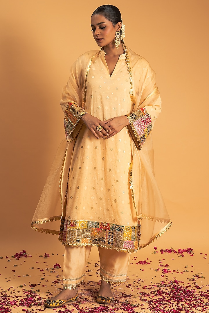 Light Peach Chanderi Silk Gota Applique Work Kurta Set by Sitaraa at Pernia's Pop Up Shop