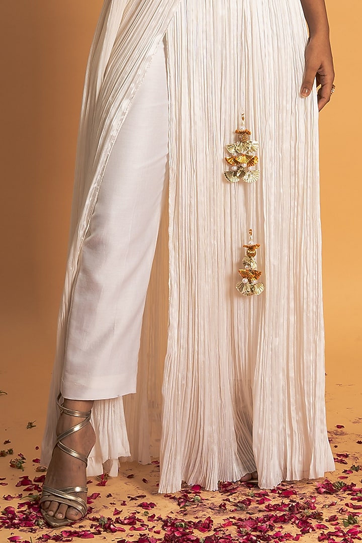 Ivory Chinon & Chanderi Gota Applique Work Kurta Set by Sitaraa at Pernia's Pop Up Shop