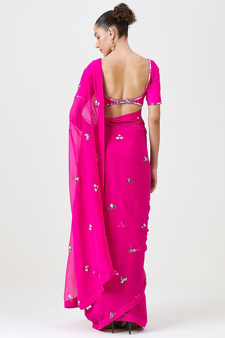 Neon Pink Crinkle Chiffon Wedding Saree Set by Sitaraa at Pernia's Pop Up Shop