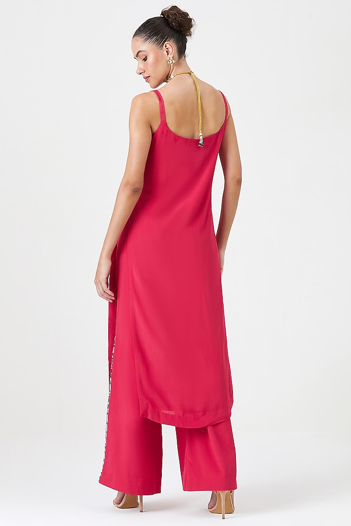 Coral Natural Crepe Silk Embellished Kurta Set by Sitaraa at Pernia's Pop Up Shop