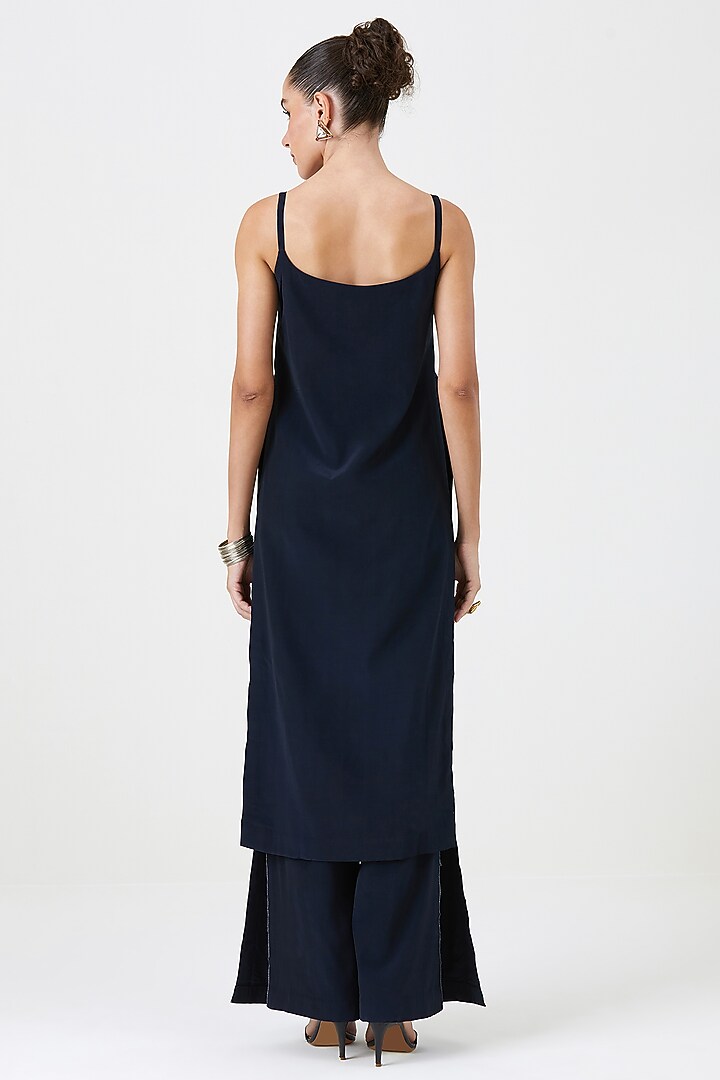 Navy Blue Natural Crepe Silk Embellished Kurta Set by Sitaraa at Pernia's Pop Up Shop
