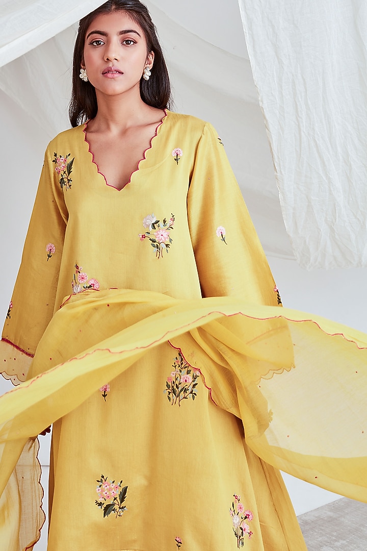 Yellow Embroidered Kaftan Set by Sitaraa at Pernia's Pop Up Shop