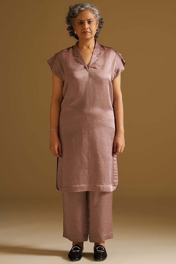 Vintage Nude Silk Linen Resham Embroidered Kurta Set by Sitaraa at Pernia's Pop Up Shop