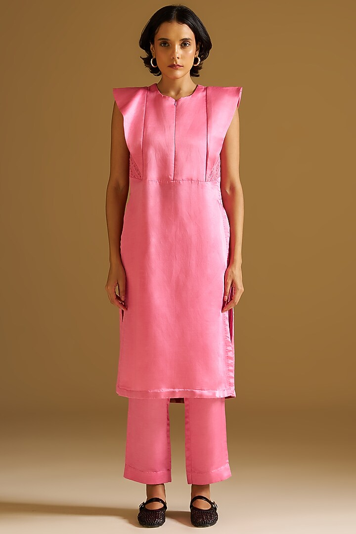 Candy Pink Silk Linen Resham Thread Embroidered Tunic Set by Sitaraa at Pernia's Pop Up Shop