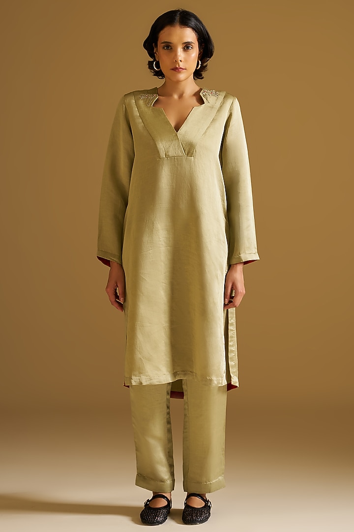 Olive & Pistachio Green Silk Linen Hand Embroidered Kurta Set by Sitaraa at Pernia's Pop Up Shop