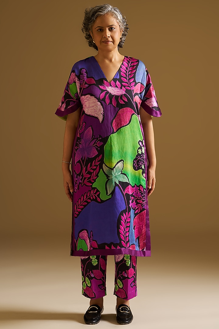 Multi-Colored Silk Linen Digital Printed Kurta Set by Sitaraa at Pernia's Pop Up Shop