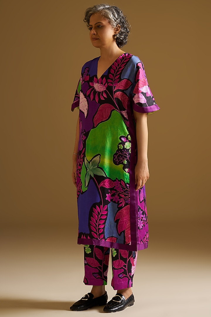 Multi-Colored Silk Linen Digital Printed Kurta Set by Sitaraa at Pernia's Pop Up Shop