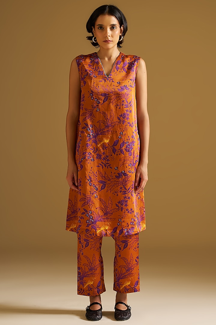 Rust Silk Linen Floral Printed & Beadwork Kurta Set by Sitaraa at Pernia's Pop Up Shop
