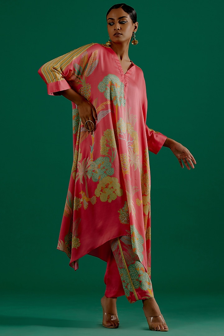 Fuchsia Modal Silk Printed Kurta Set by Sitaraa