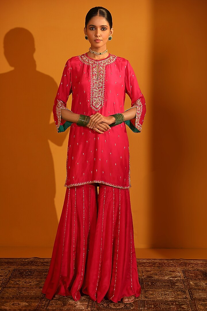 Fuchsia Habutai SIlk Wedding Sharara Set by Sitaraa at Pernia's Pop Up Shop