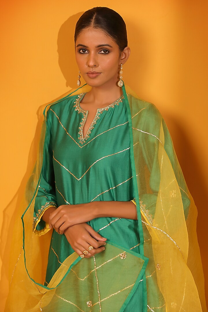 Green Chanderi Silk Kurta Set by Sitaraa at Pernia's Pop Up Shop