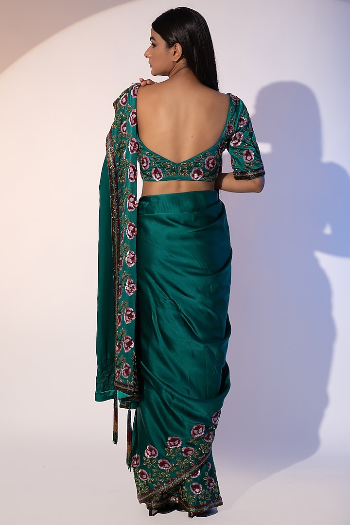 Emerald Green Satin Sequins & Cutdana Embroidered Reception Saree Set by SEJAL KUMAR at Pernia's Pop Up Shop