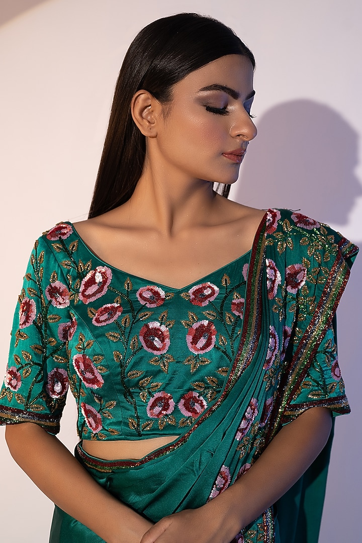 Emerald Green Satin Sequins & Cutdana Embroidered Reception Saree Set by SEJAL KUMAR at Pernia's Pop Up Shop