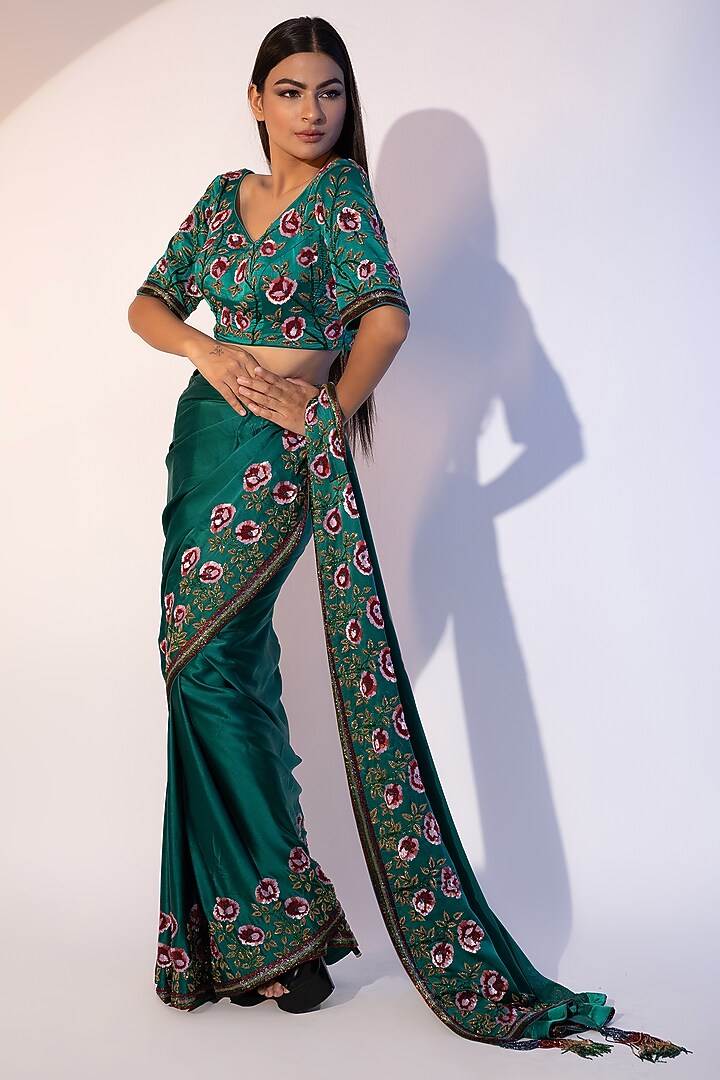 Emerald Green Satin Sequins & Cutdana Embroidered Reception Saree Set by SEJAL KUMAR at Pernia's Pop Up Shop