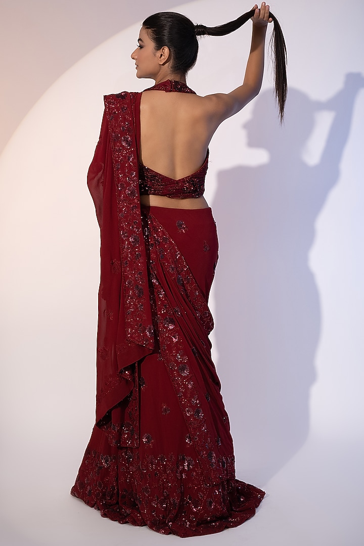 Red Pure Georgette & Net Sequins Floral Embroidered Fish-Cut Skirt Wedding Saree Set by SEJAL KUMAR at Pernia's Pop Up Shop