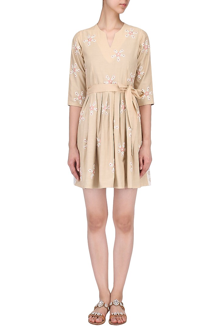 Pink reversible box pleated dress available only at Pernia's Pop Up Shop.