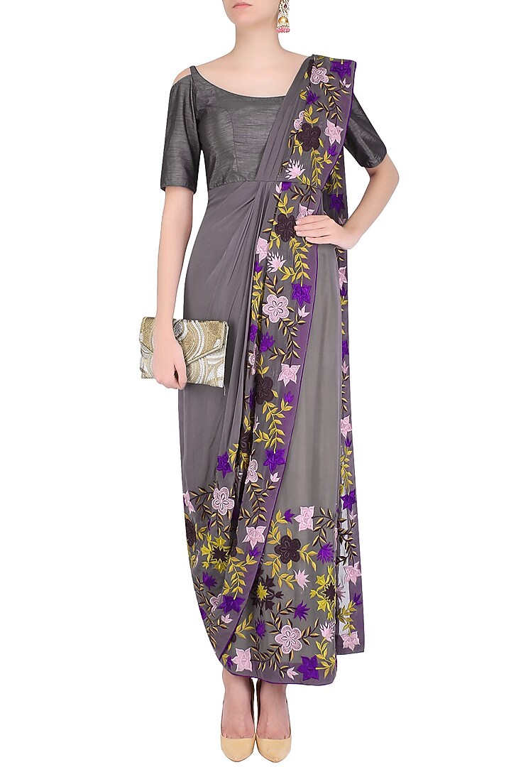 Grey floral embroidered concept saree available only at Pernia's Pop Up Shop.
