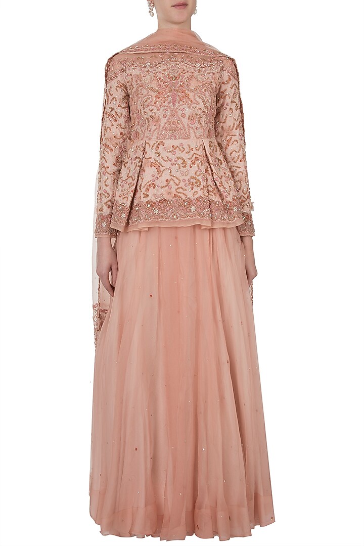 Musk orange embroidered Wedding Lehenga set by Shreya Jalan Mehta at Pernia's Pop Up Shop
