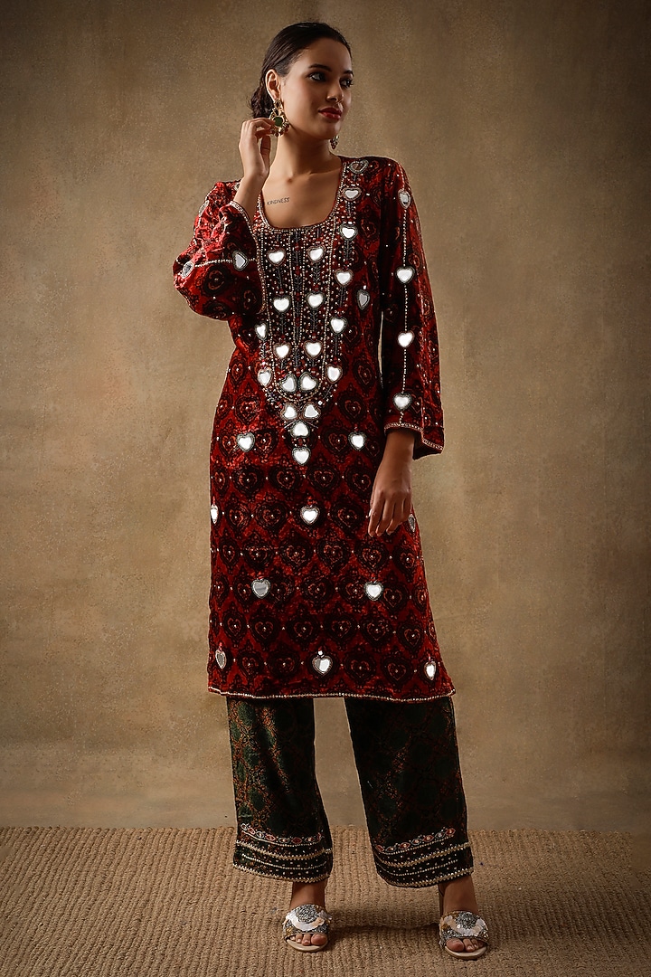 Ruby Red Velvet Resham Embroidered & Printed Kurta Set by Sheeshakari at Pernia's Pop Up Shop